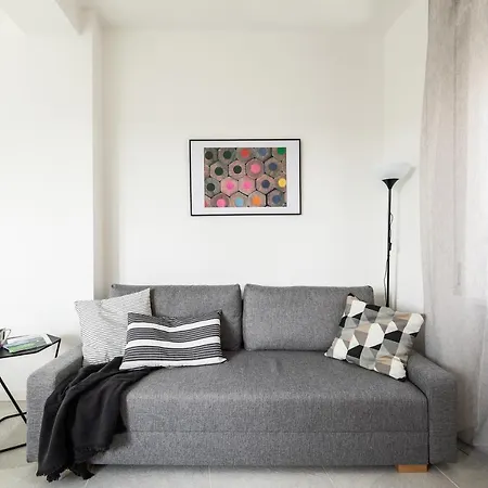 Carlotta's By Holiday Solutions Albese Con Cassano